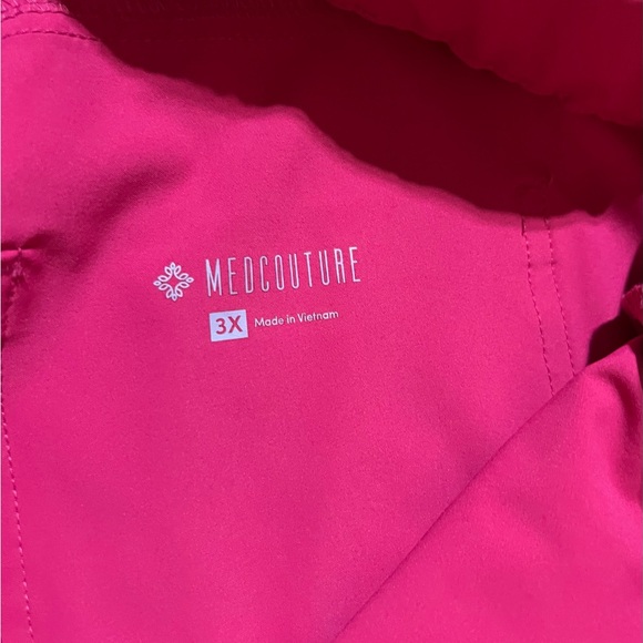 Plus Size Scrubs 2 pants and 1 top - Picture 5 of 9